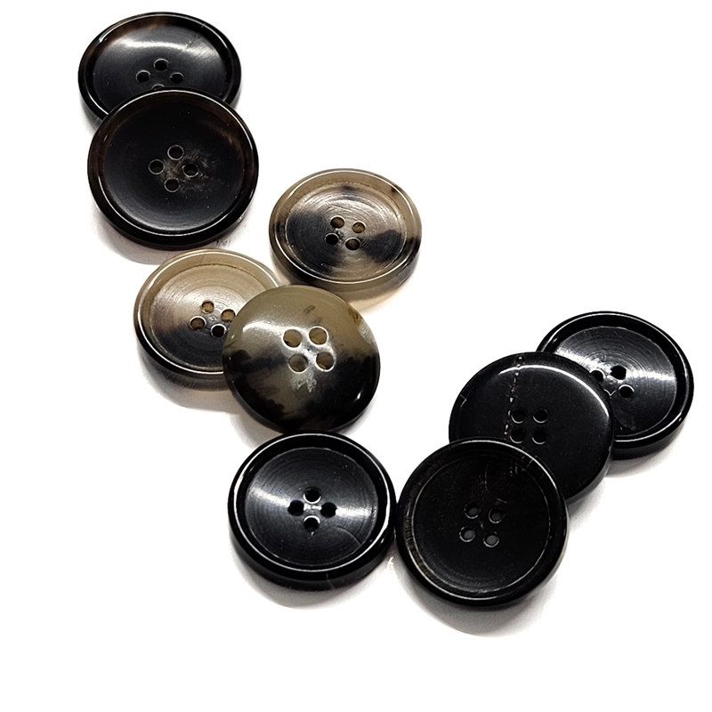4-Hole Recycled Horn Button